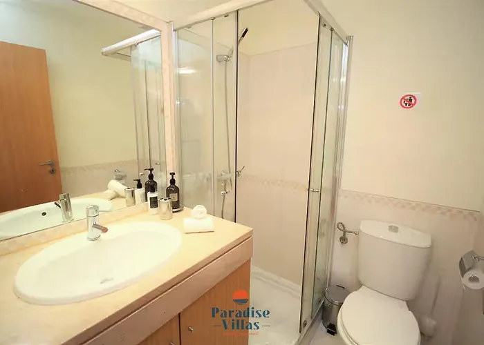 Apartamento Two Bedroom With Sea Views In Albufeira