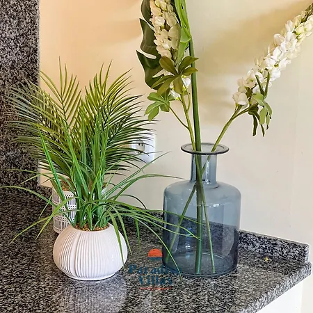 Two Bedroom With Sea Views In Daire