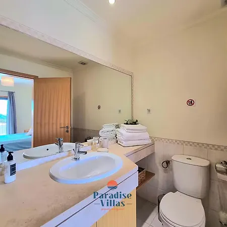 Two Bedroom With Sea Views In Apartman Albufeira