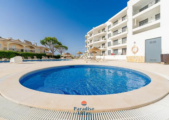 Appartement Two Bedroom With Sea Views In *